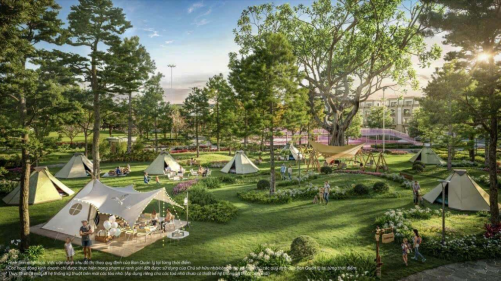 Khu cắm trại ngoài trời với lều glamping, công viên cây xanh và khu sinh hoạt gia đình trong khu đô thị của Sun Group tại Bắc Ninh.